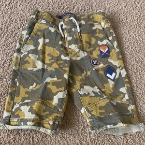 Camo shorts..... GREAT CONDITION